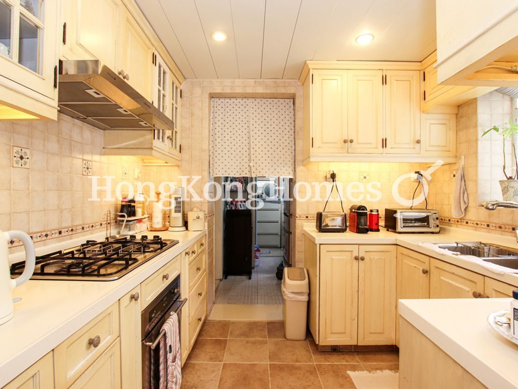 Kitchen — Braemar Hill Mansion - Block 09, North Point Hill
