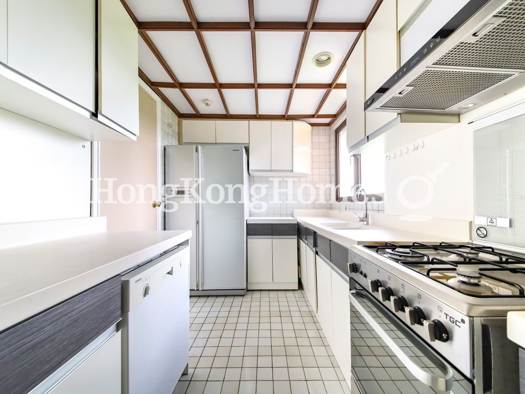 Kitchen — Hong Kong Parkview - Tower 04, Repulse Bay