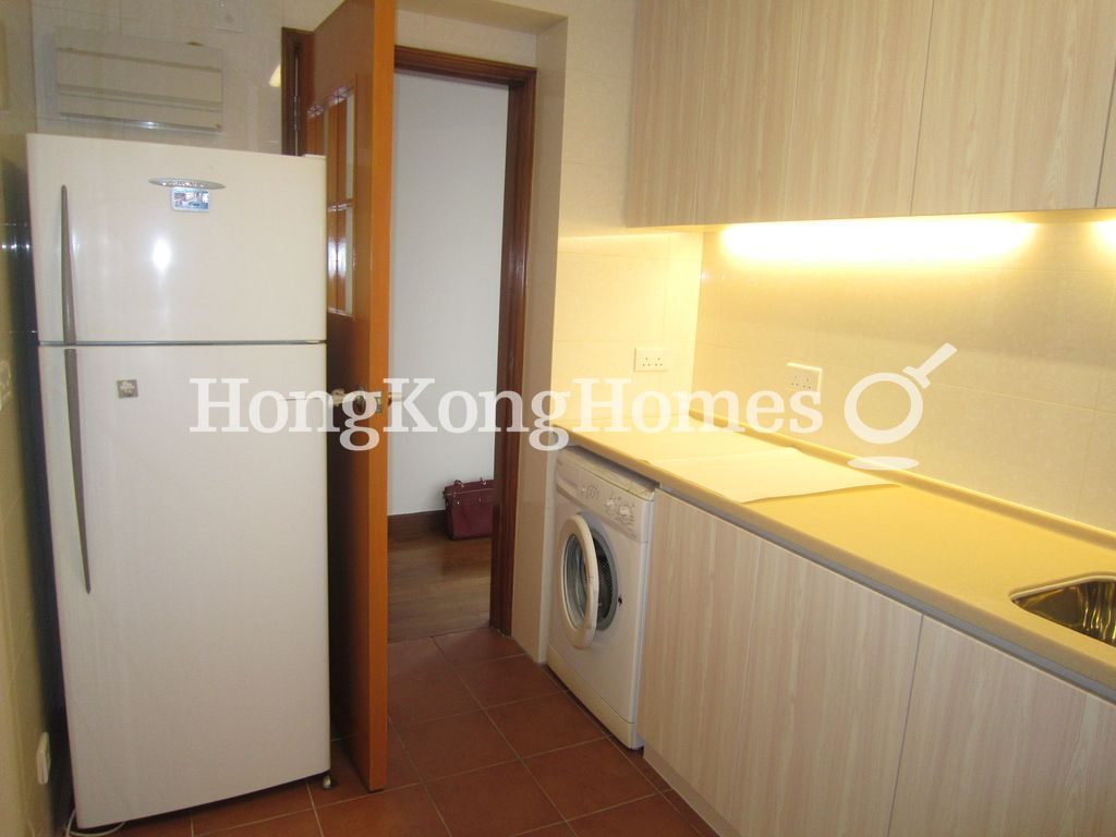 Kitchen — Phase 5 - Greenvale Village - Greenburg Court, Discovery Bay