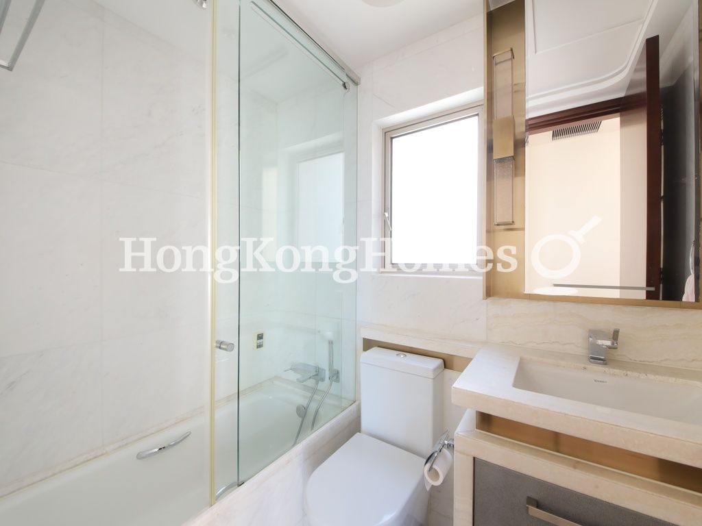 Guest Bathroom — Cluny Park, Mid-levels West