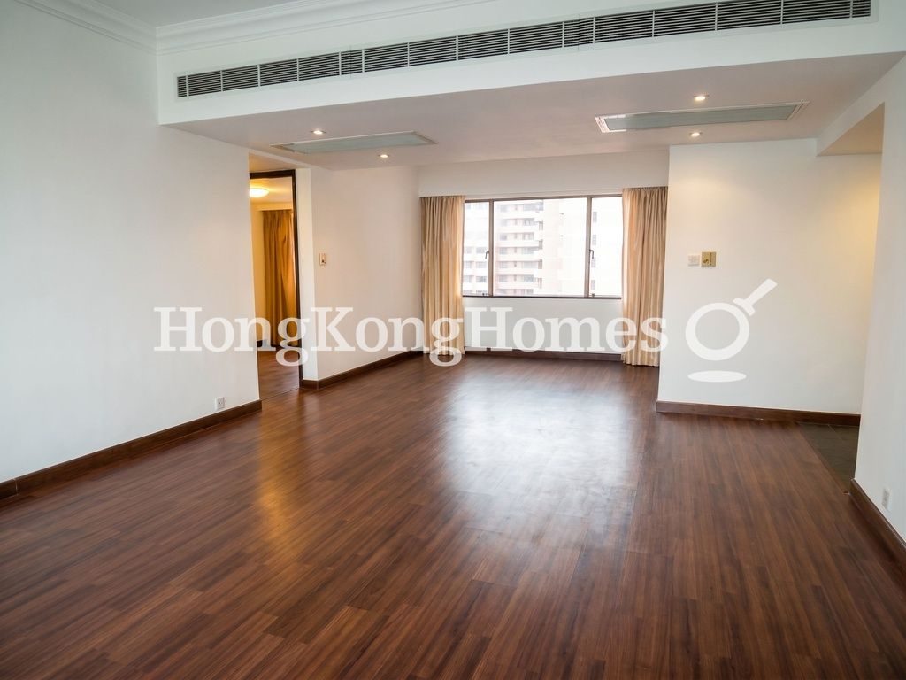 Living and Dining Room — Hong Kong Parkview - Tower 07, Repulse Bay