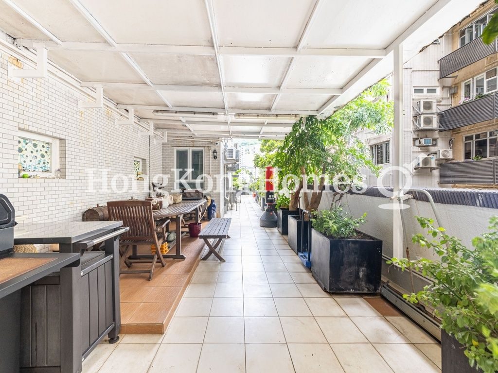 Wrapped-around Private Terrace — Wah Fung Mansion, Tai Hang