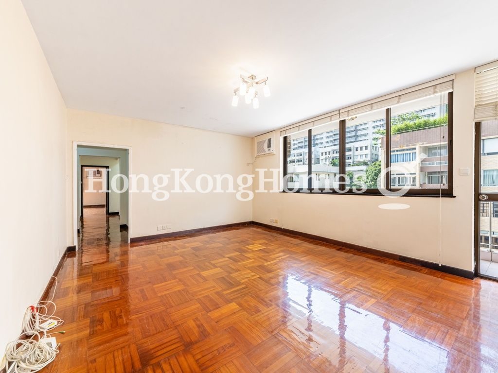 Living and Dining Room — Antonia House, Happy Valley