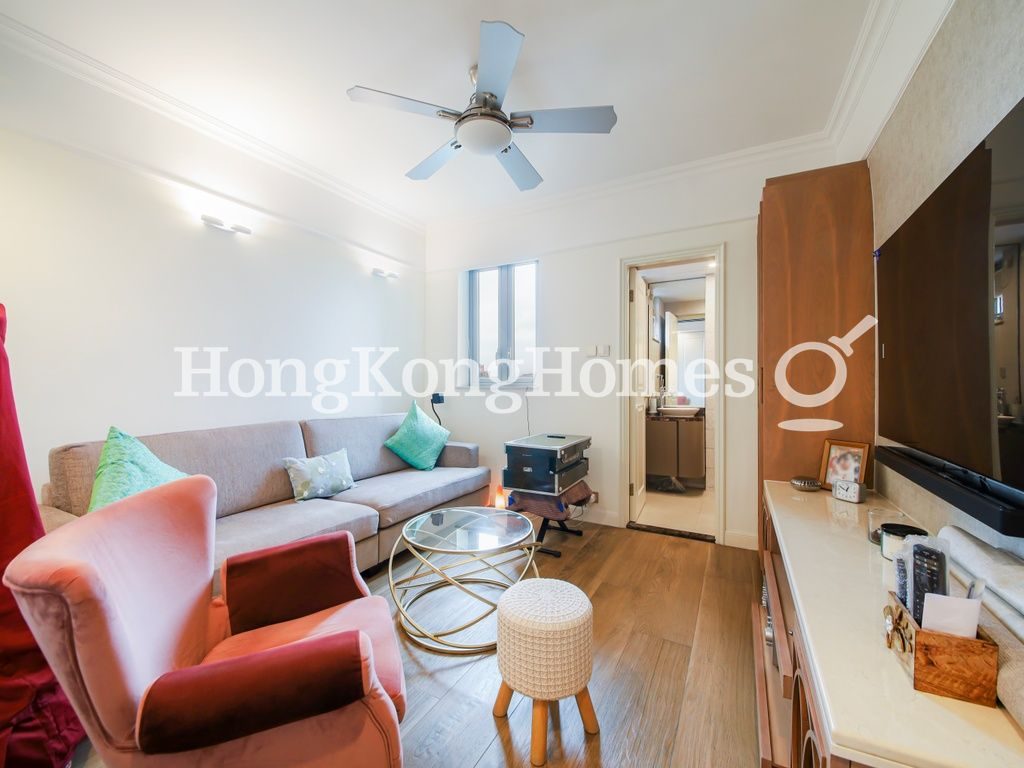 Family Room — Hong Kong Garden, Mid-levels West