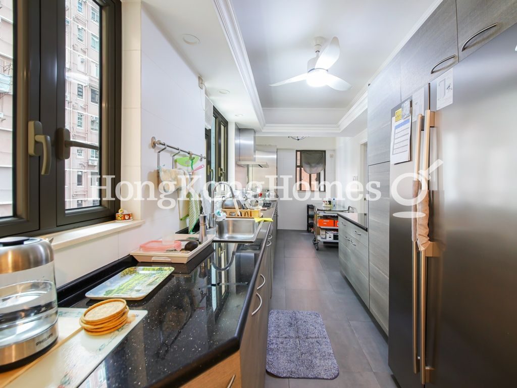 Kitchen — Hong Kong Garden, Mid-levels West