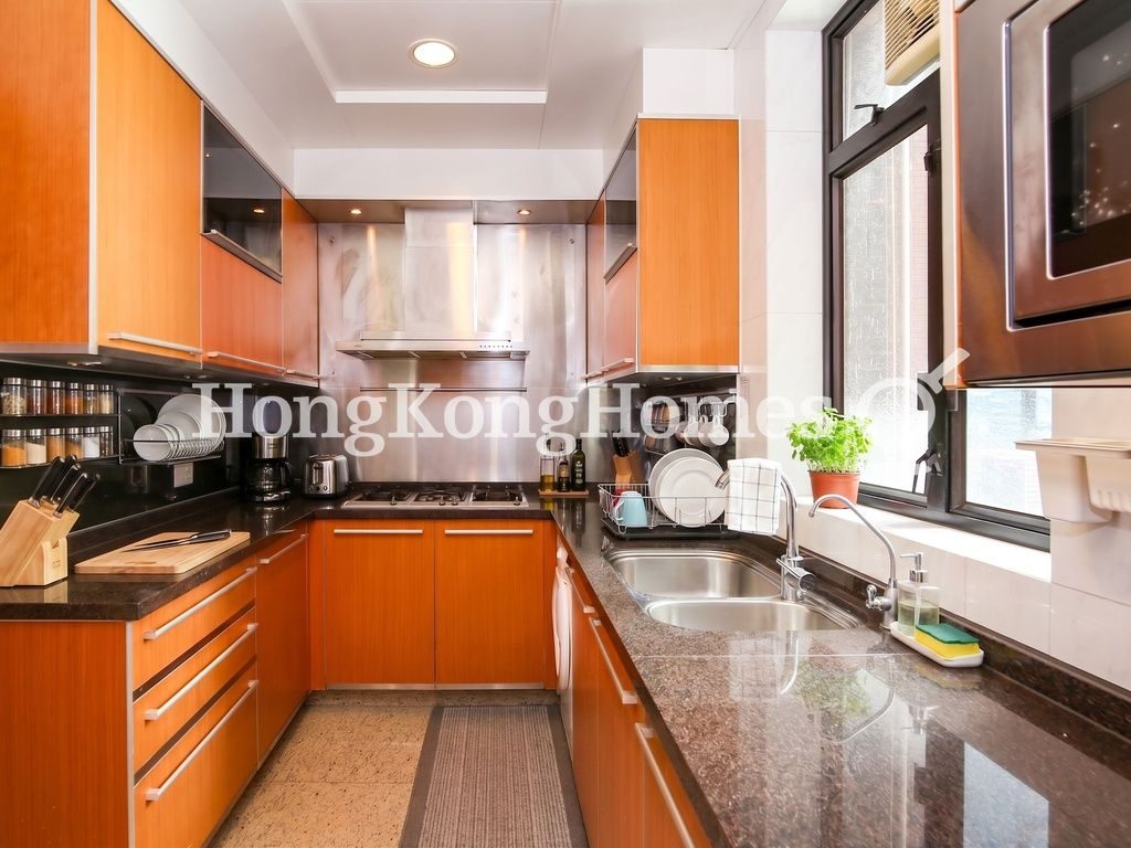 Kitchen — The Arch - Block 1 (Sky Tower), Tsim Sha Tsui