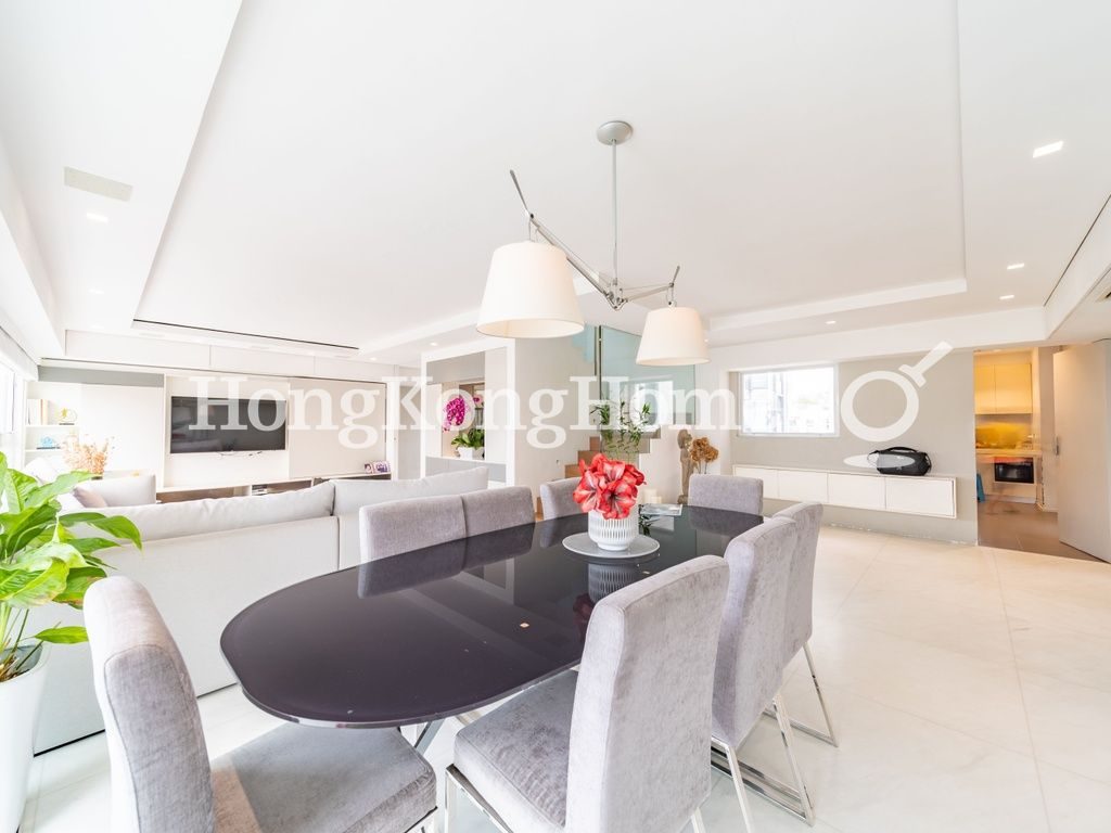 Dining Room — Cheerbond Court, Ho Man Tin / Waterloo Road