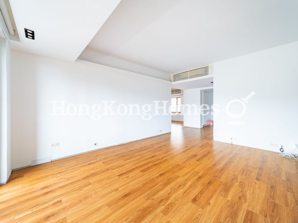 Living and Dining Room — Hong Kong Parkview - Tower 08, Repulse Bay