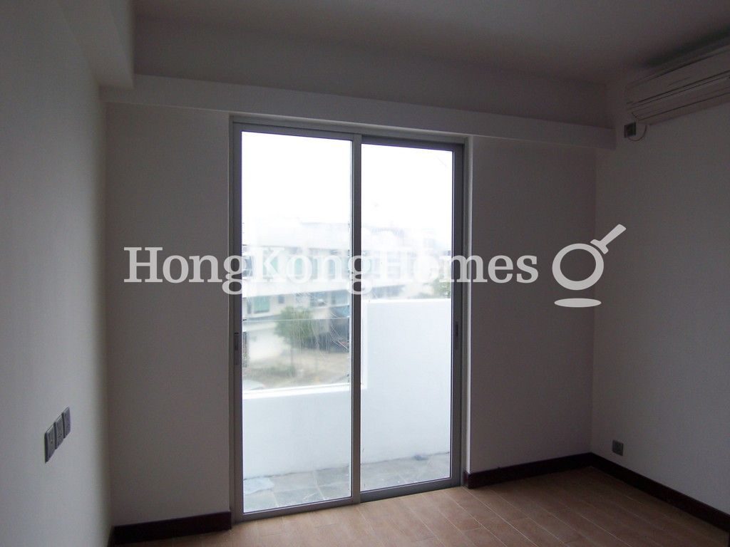 Second Ensuite Bedroom — Marina Cove - Stage 04, Sai Kung