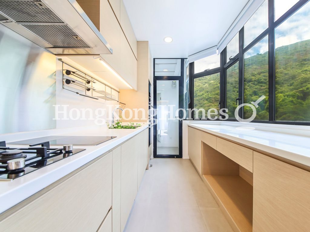 Kitchen — Repulse Bay Road, 37 - Block 01, Repulse Bay