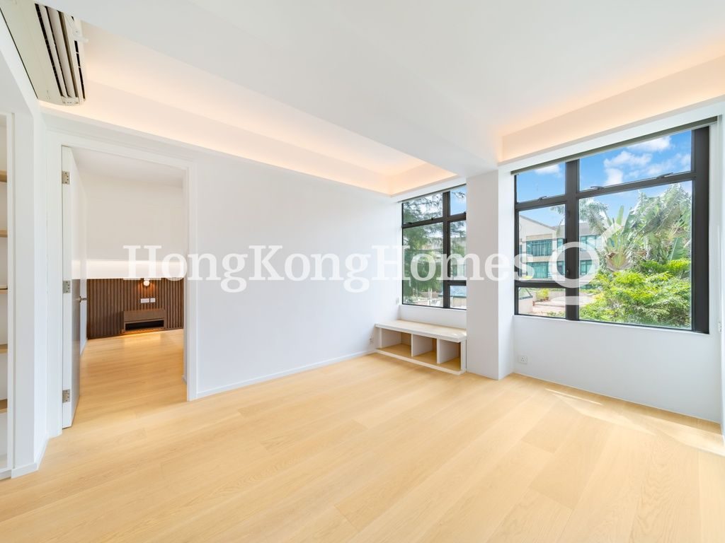 Family Room — Stanford Villa - Block 01, Stanley