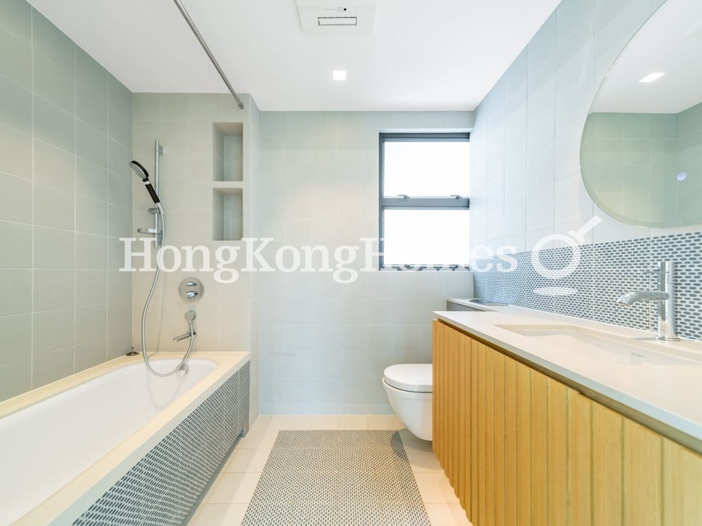 Second Ensuite Bathroom — Stanford Villa - Block 01, Stanley