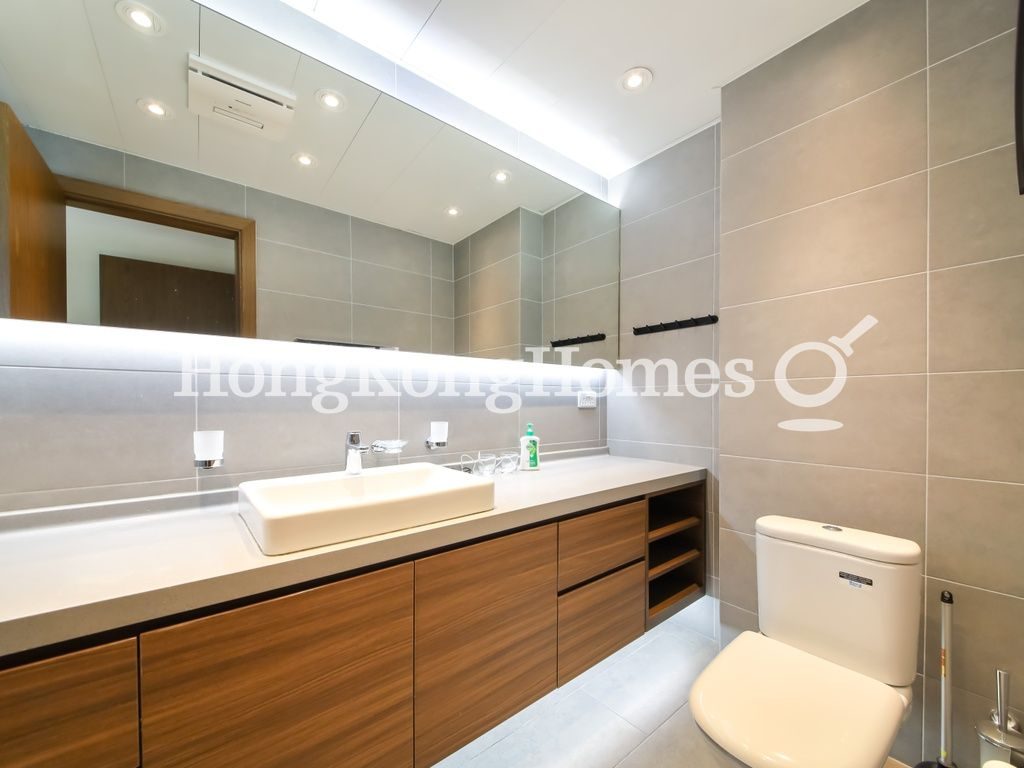 Master Bathroom — Tavistock 2, Mid-levels Central
