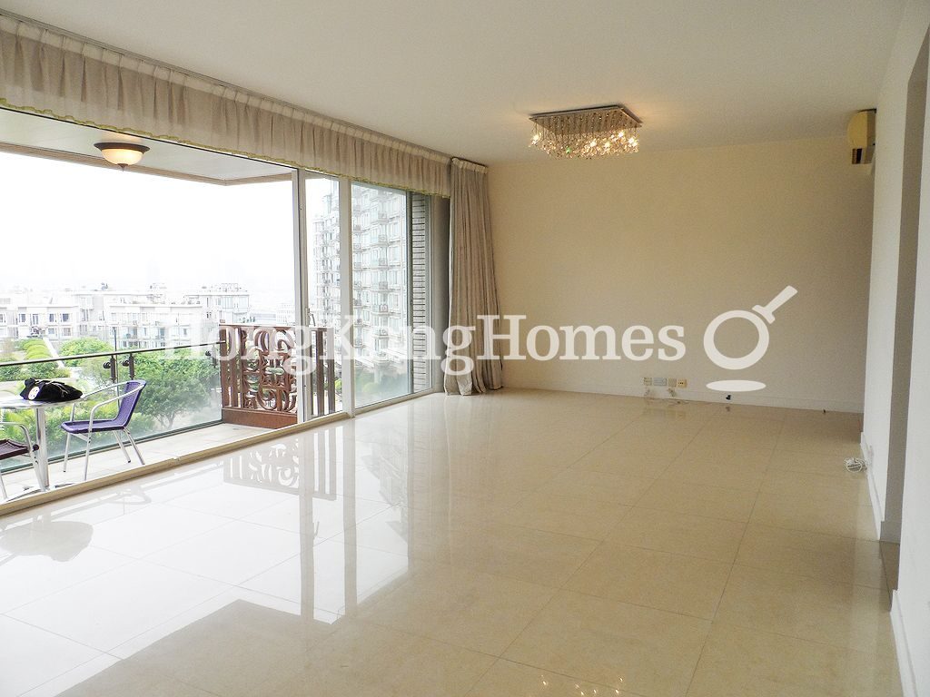 Living and Dining Room — One Beacon Hill - Tower 16, Kowloon Tong