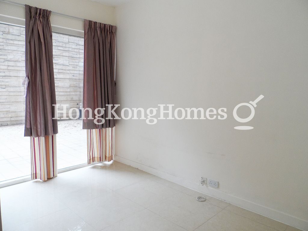 Fourth Bedroom — One Beacon Hill - Tower 16, Kowloon Tong