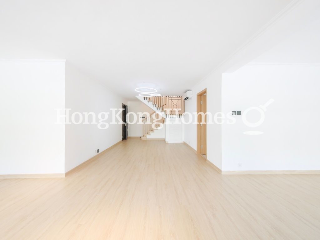 Living and Dining Room — Shouson Garden, Shouson Hill