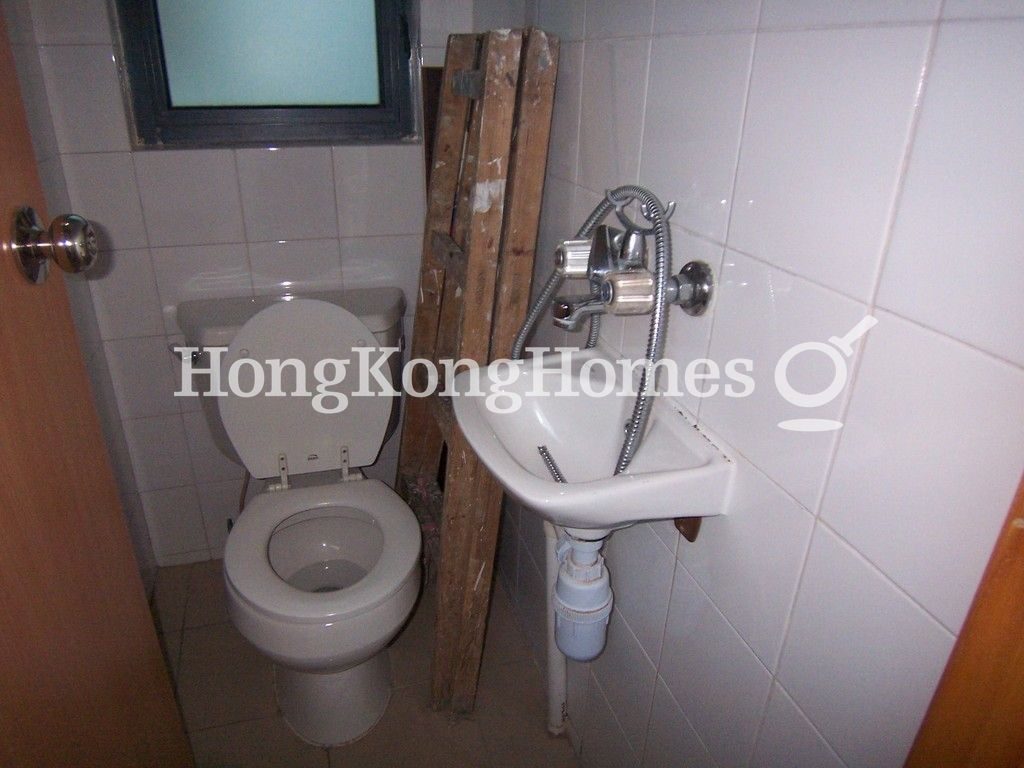 Maid's Toilet — The Colonnade, Tai Hang