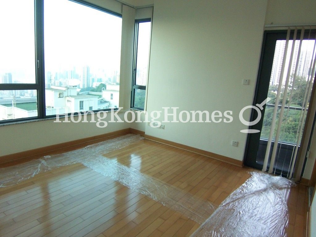 Master Bedroom w/ Balcony — The Colonnade, Tai Hang