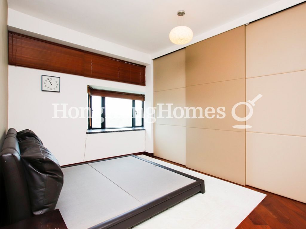 Master Bedroom — Repulse Bay Road, 37 - Block 02, Repulse Bay