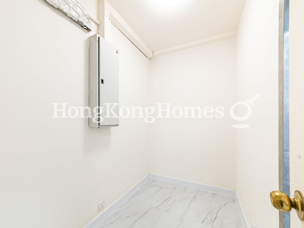 Maid's Room — Regent Palisades - Block 03, Pokfulam