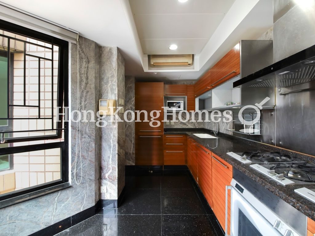 Kitchen — The Leighton Hill - Block 01, Happy Valley