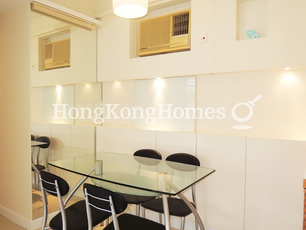 Living and Dining Room — Kornhill - Block R, Taikoo Shing