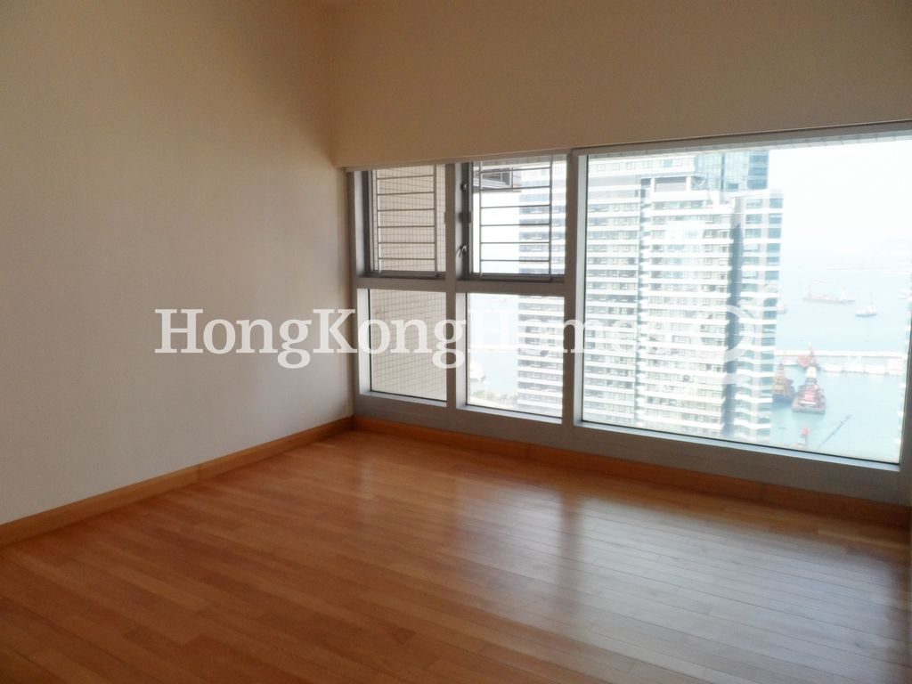 Master Bedroom — The Waterfront - Block 01, Tsim Sha Tsui