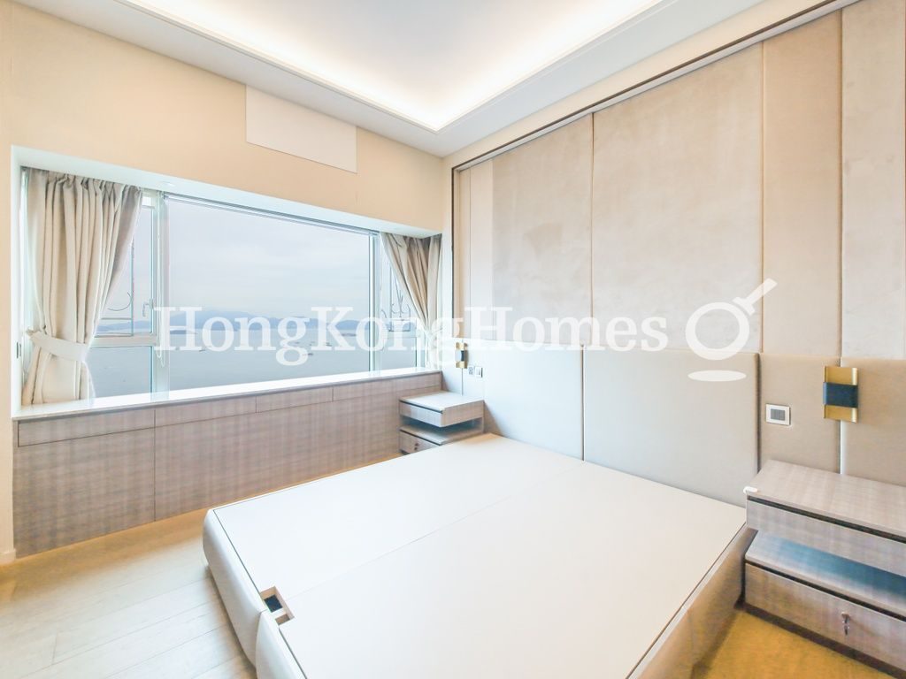 Master Bedroom — Sorrento Tower - 1, Tsim Sha Tsui