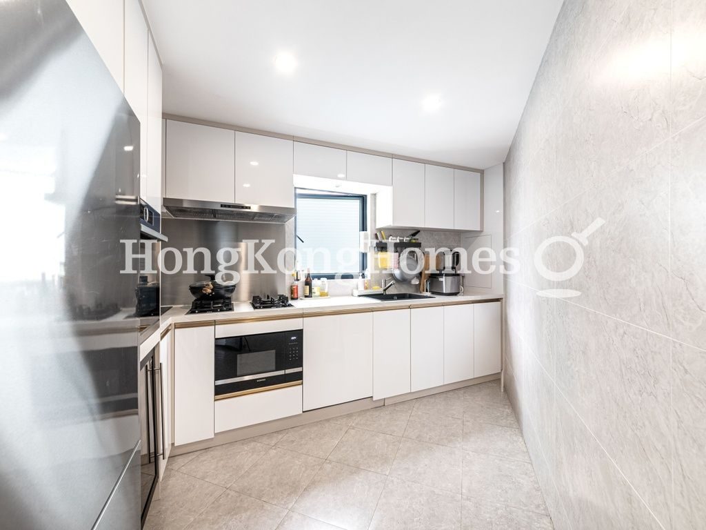 Kitchen — The Regalia - Block 2, Ho Man Tin / Waterloo Road