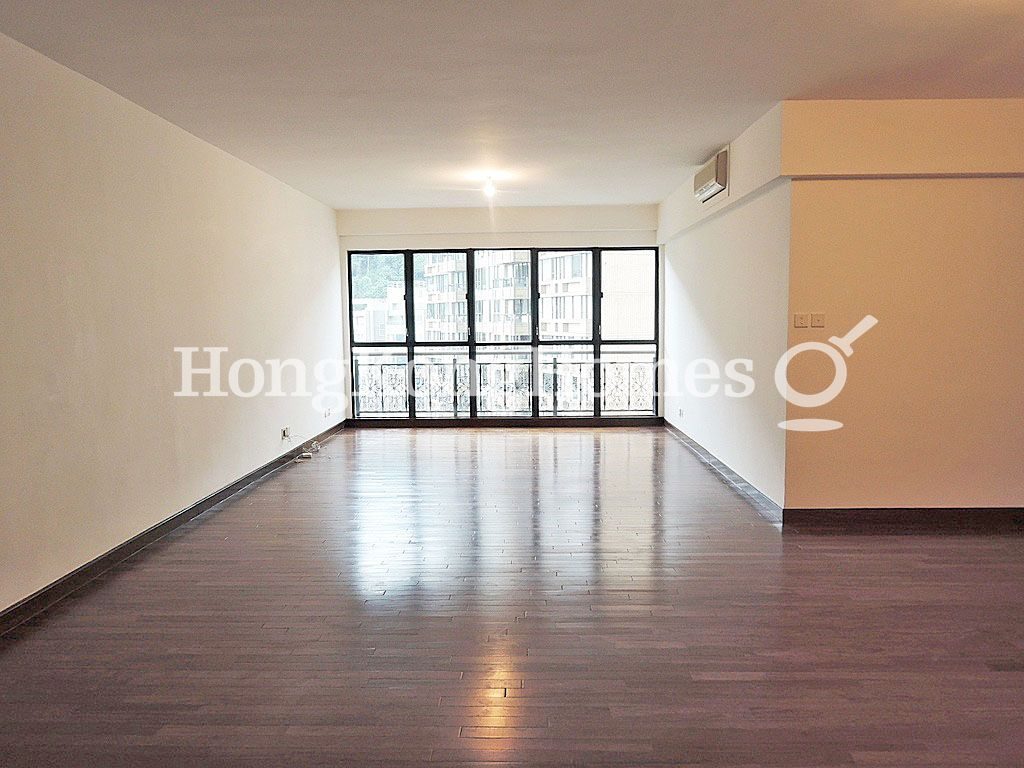 Living and Dining Room — Clovelly Court - Block 02, Mid-levels Central