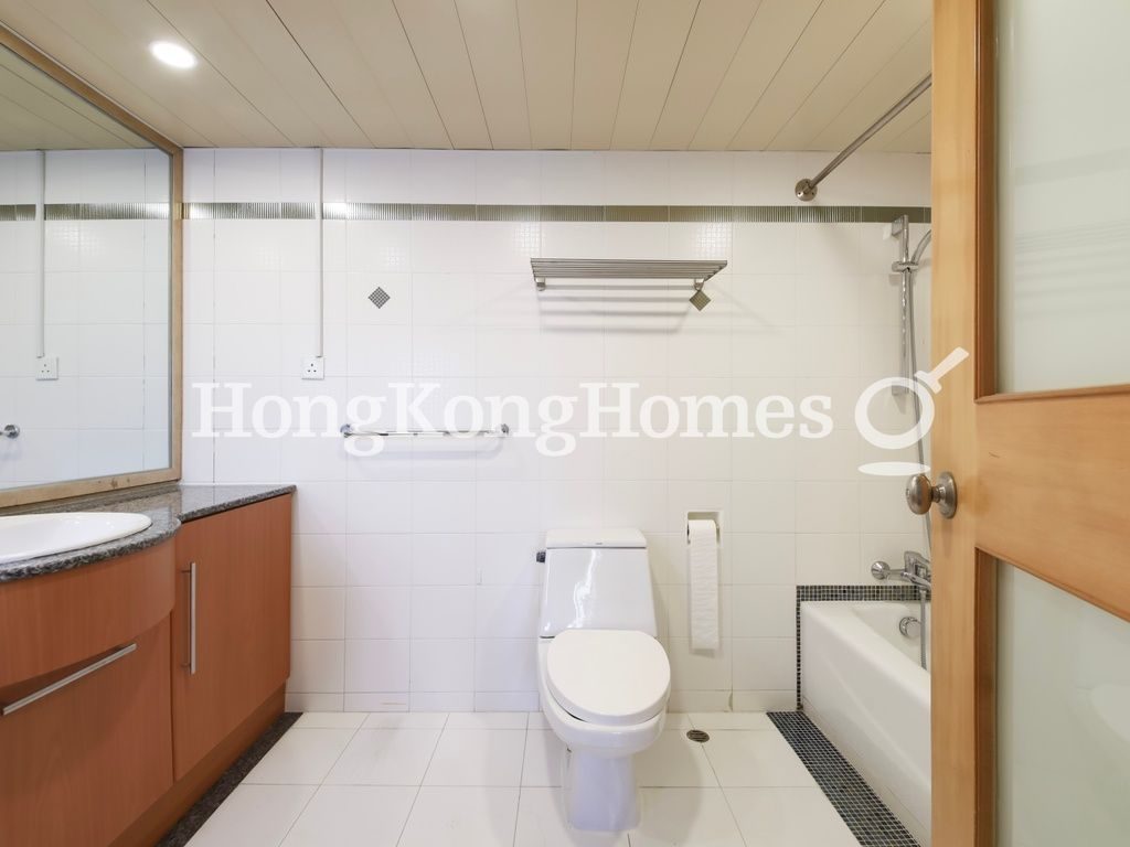 Master Bathroom — Elm Tree Towers - Block B, Jardine's Lookout