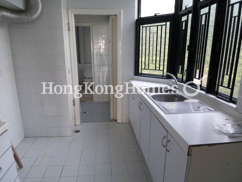 Kitchen — Grand Garden - Block 03, Repulse Bay
