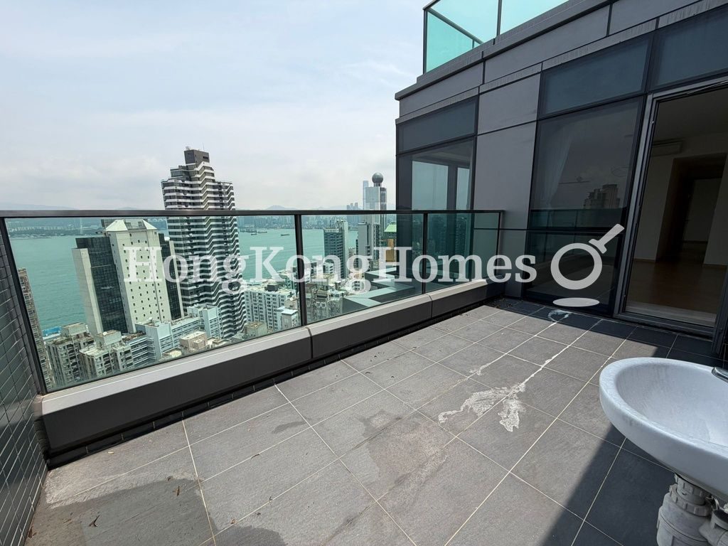 Private Roof Terrace — Novum West - Tower 2, Western / Kennedy Town