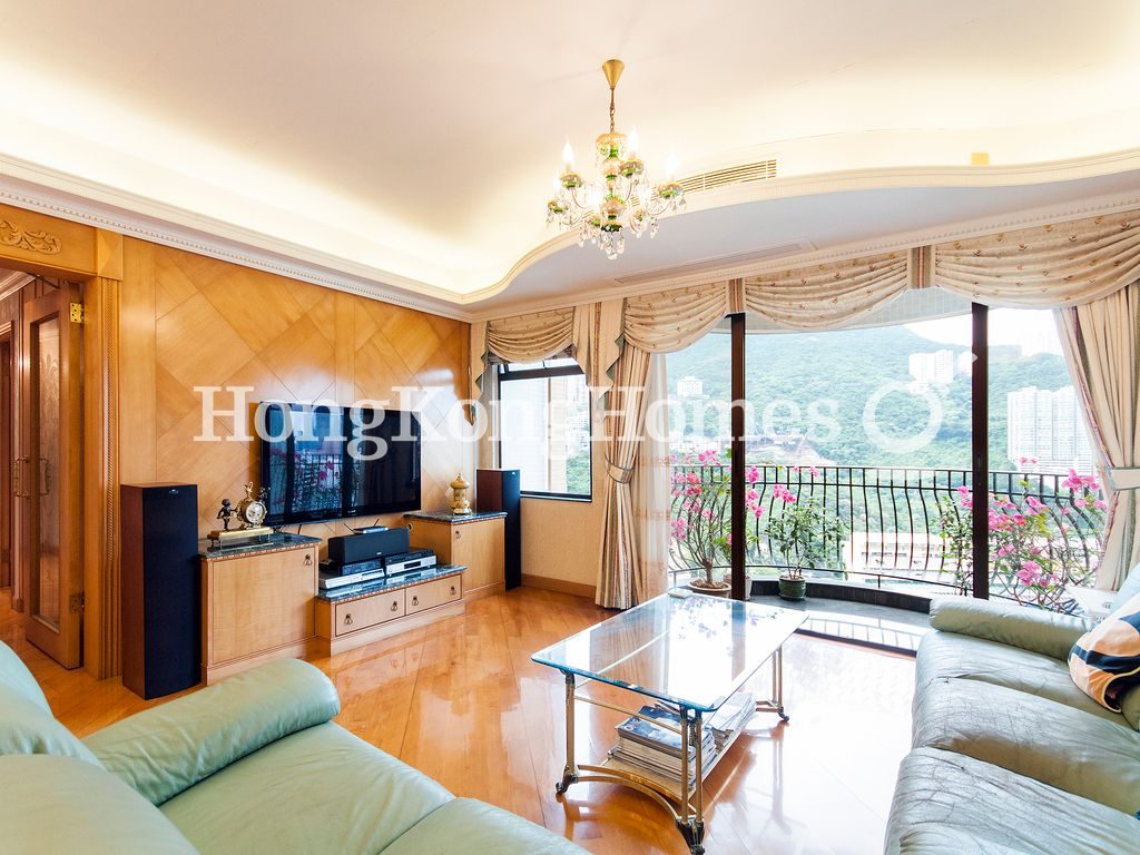Living Room — Winfield Building - Block C, Happy Valley