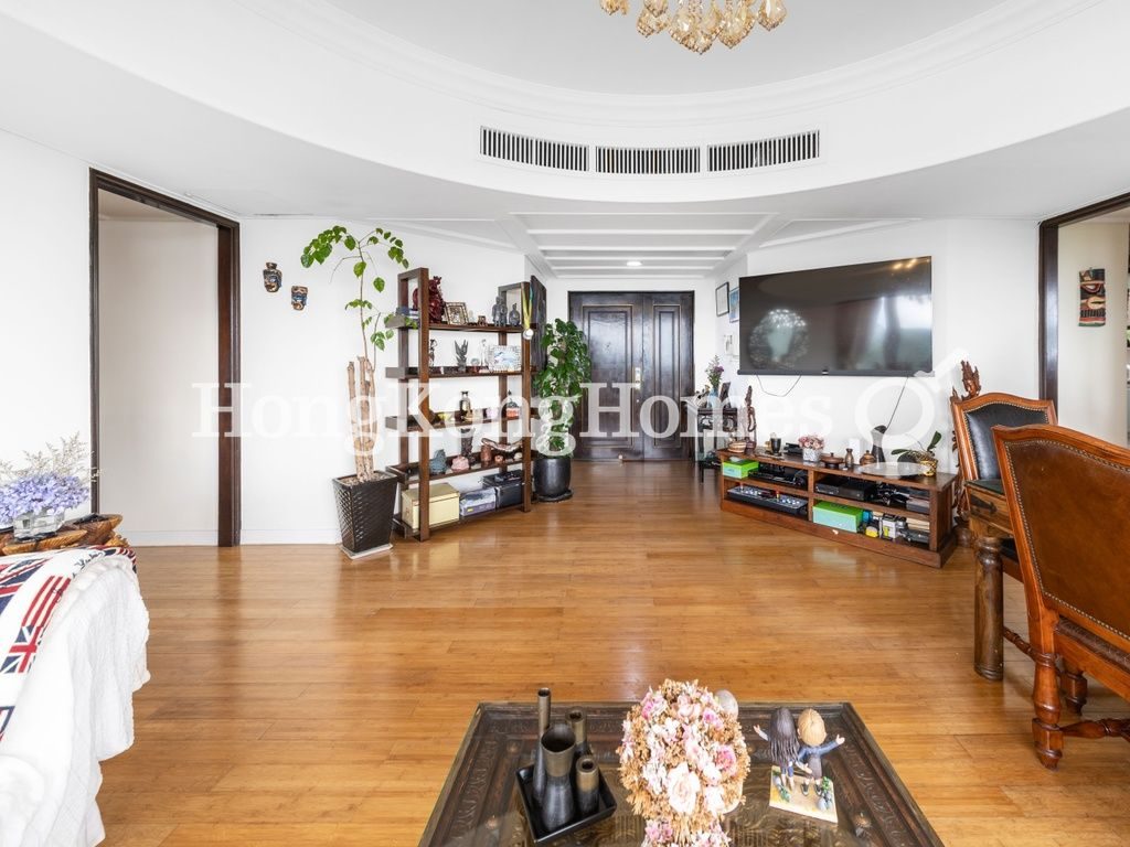 Living and Dining Room — Hong Kong Parkview - Tower 07, Repulse Bay