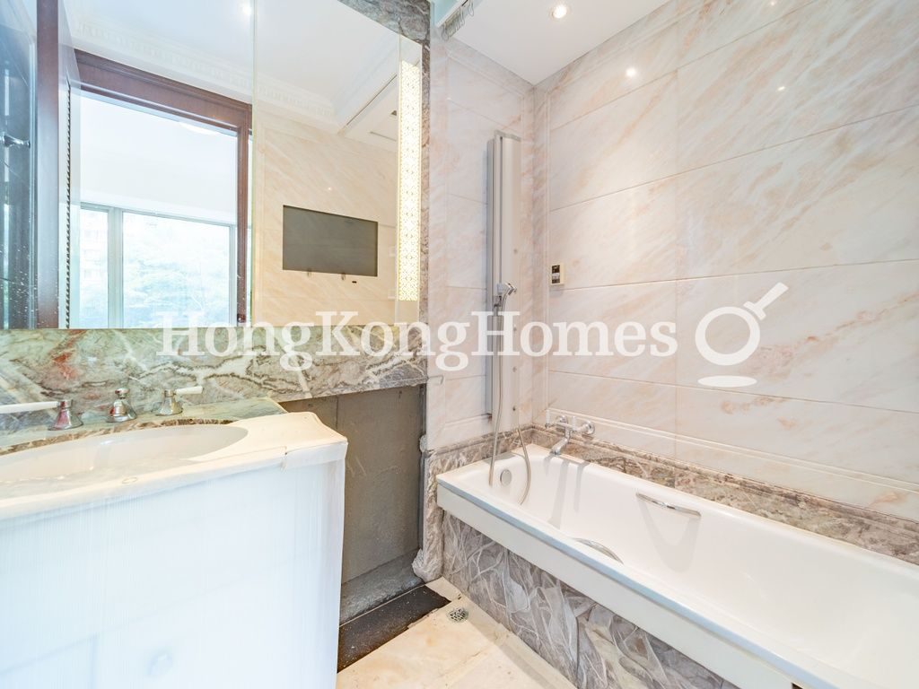Second Bathroom — One Mayfair - Tower 2, Kowloon Tong