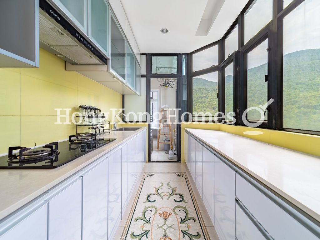 Kitchen — Repulse Bay Road, 37 - Block 01, Repulse Bay