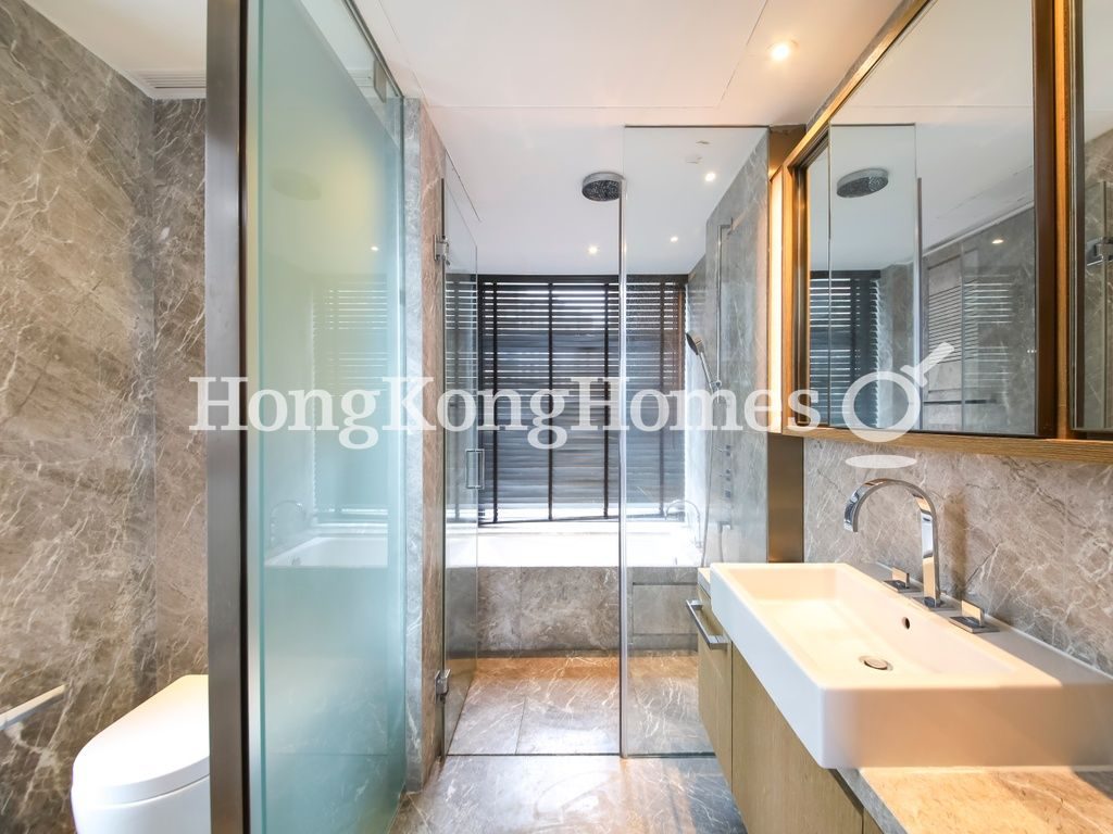 Master Bathroom — Azura, Mid-levels West