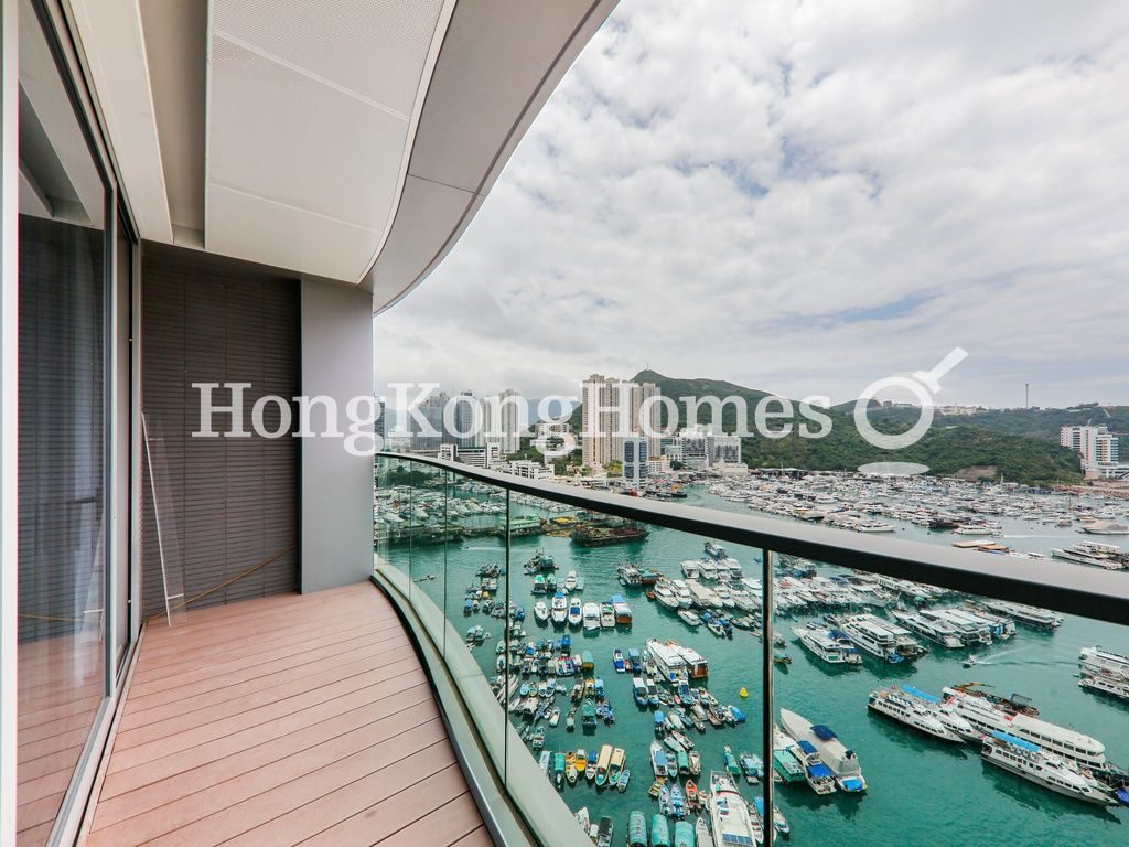 Balcony off Living and Dining Room — Marina South - Tower 02, Ap Lei Chau