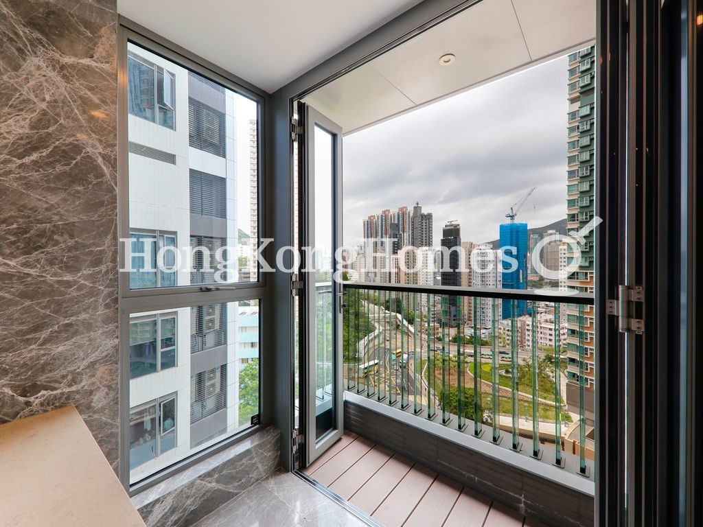 Balcony off Kitchen — Marina South - Tower 02, Ap Lei Chau