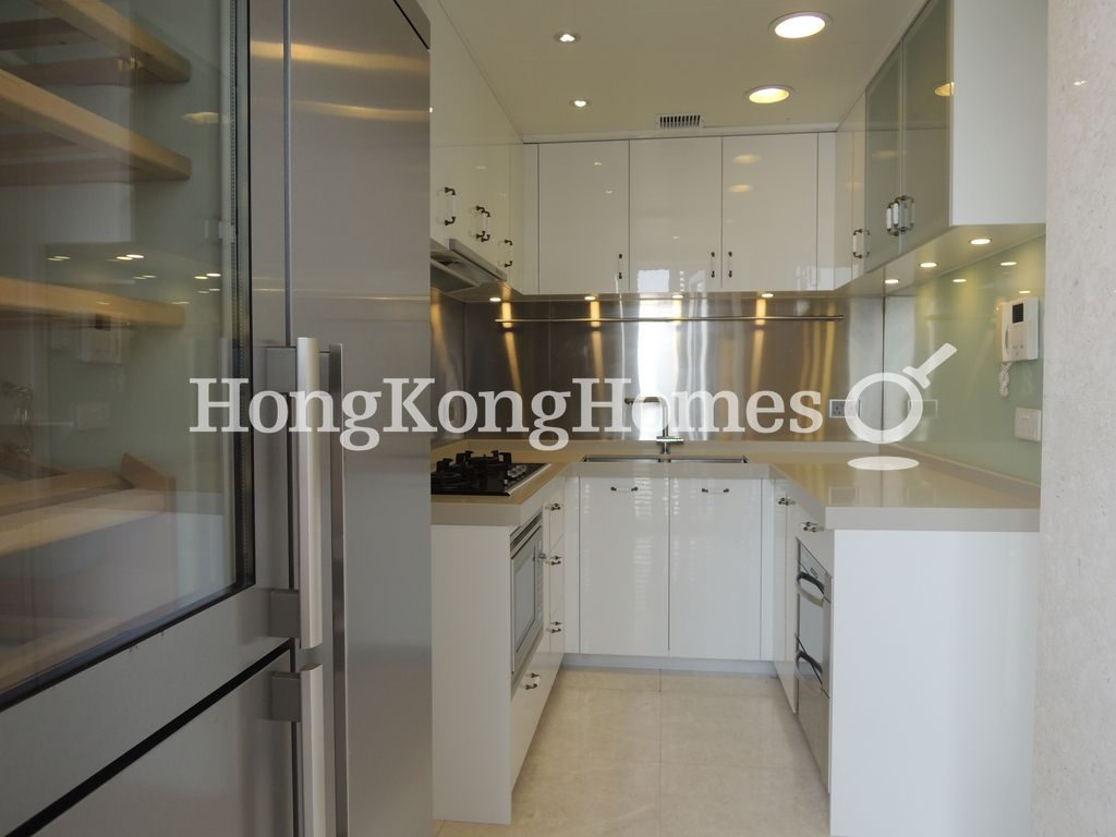 Kitchen — Serenade - Tower 1, Tai Hang