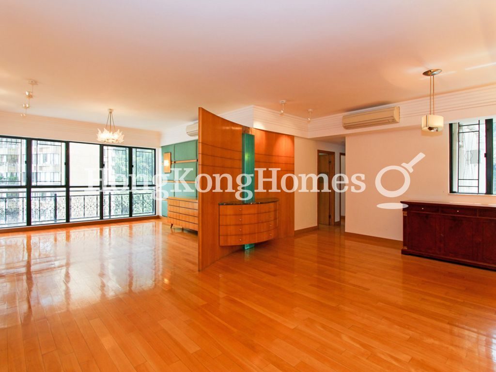 Living and Dining Room — Clovelly Court - Block 02, Mid-levels Central