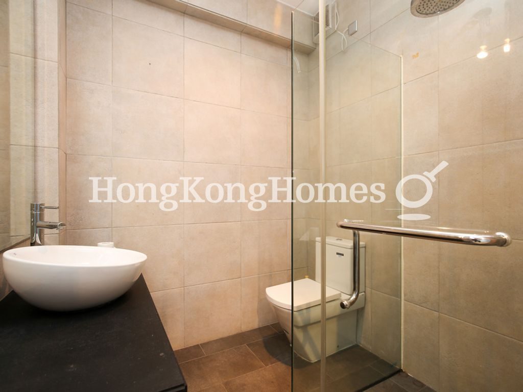 Second Ensuite Bathroom — Floral Villas - House, Sai Kung