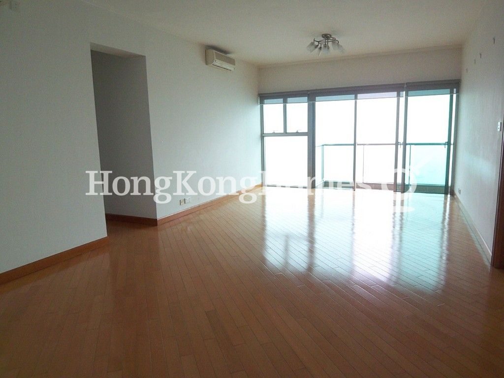 Living and Dining Room — Sorrento Tower - 1, Tsim Sha Tsui