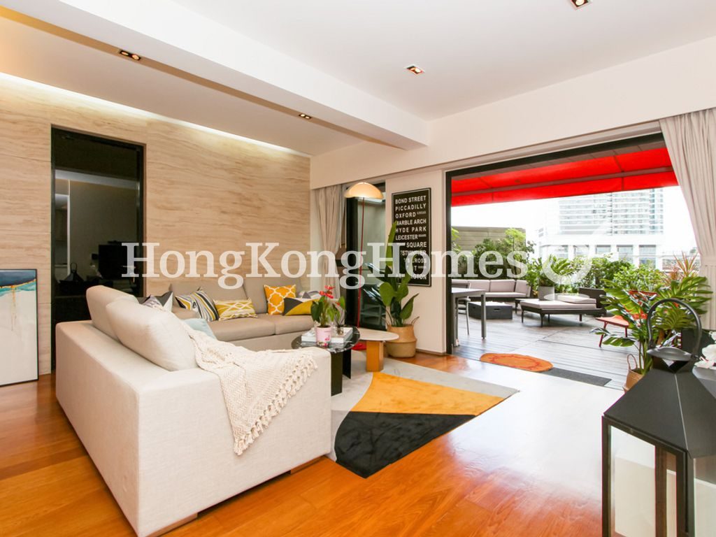 Living and Dining Room — The Arch - Block 1A (Sun Tower), Tsim Sha Tsui