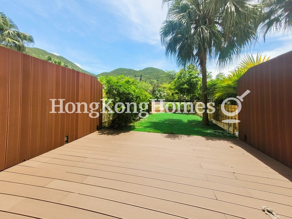 Private Terrace off Living/Dining — Stanley Court, Stanley