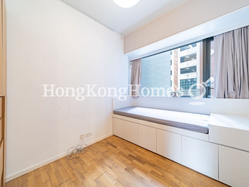 Third Bedroom — Seymour, Mid-levels West