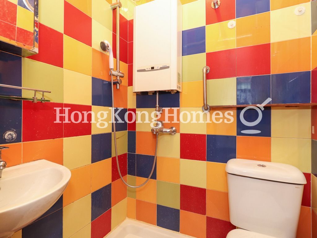 Guest Bathroom — City Centre Building, Wan Chai