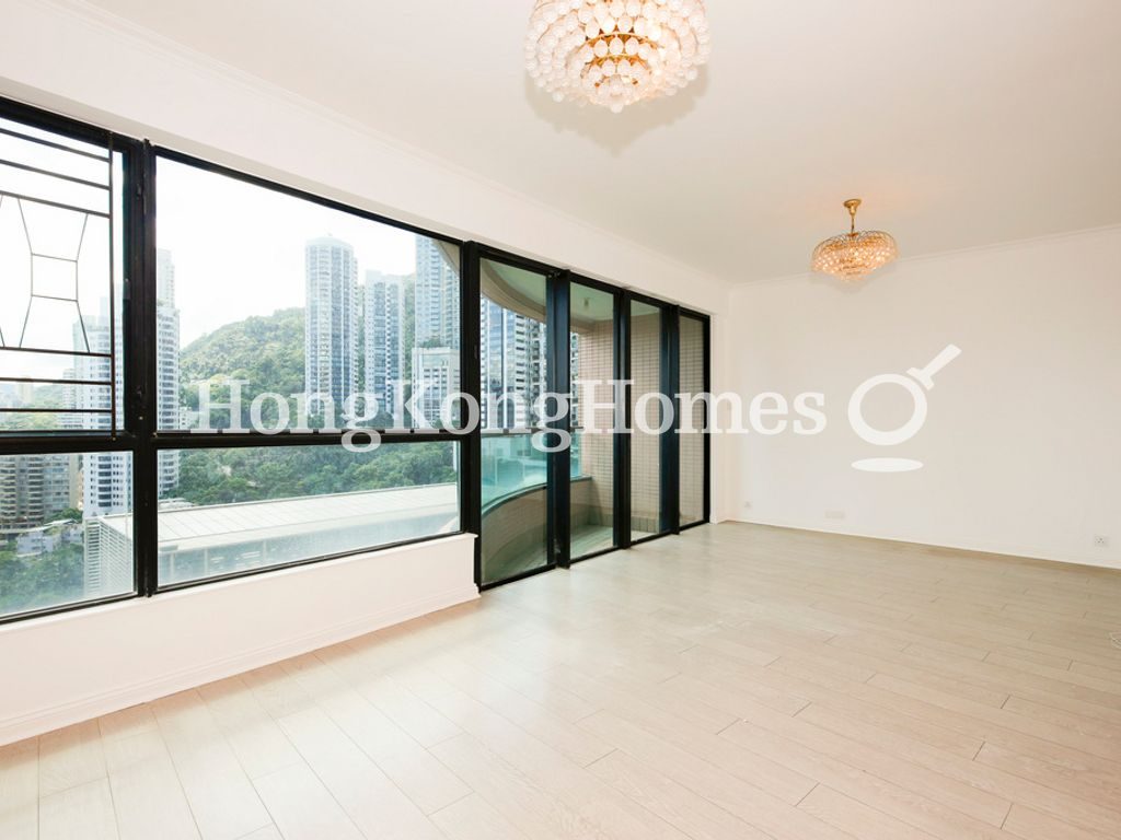Living and Dining Room — Dynasty Court - Block 05, Mid-levels Central