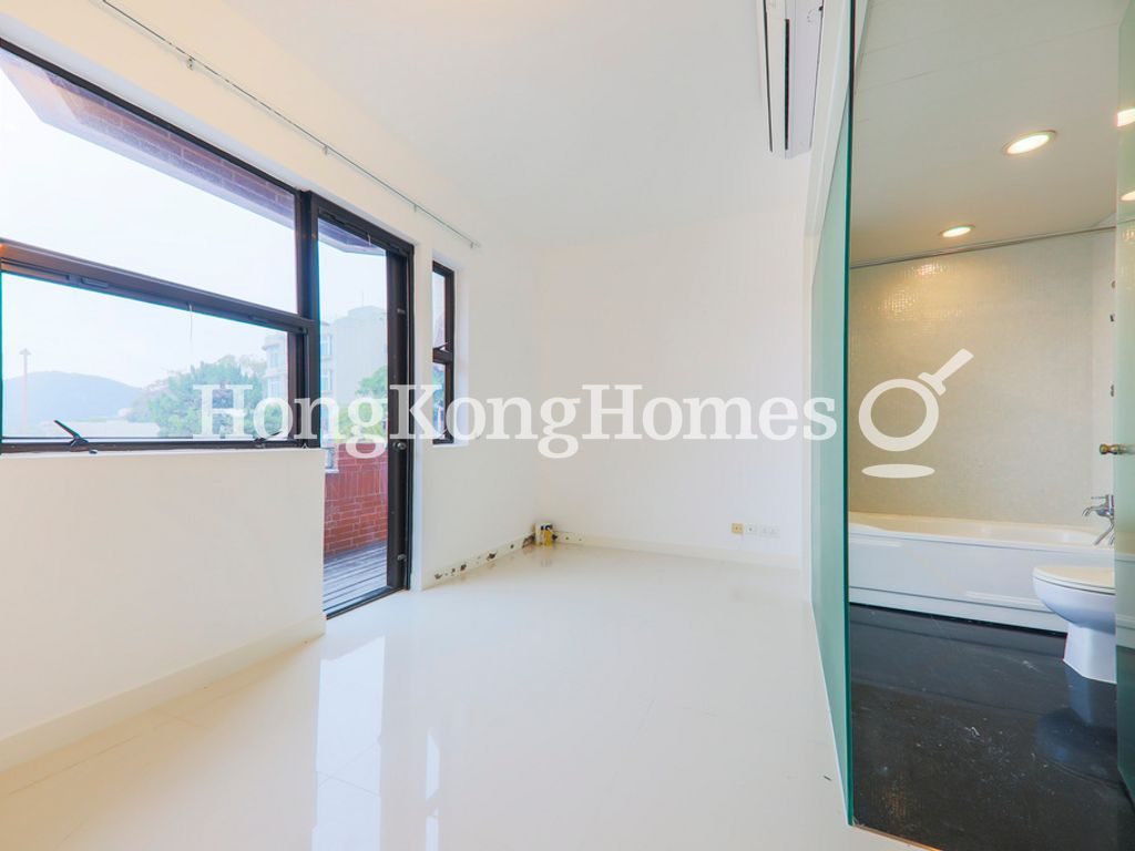 Second Ensuite Bedroom — Carmel Hill, Stanley